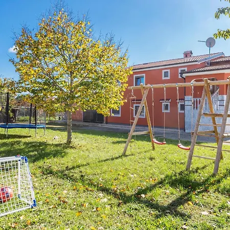 3 Bedroom Gorgeous In *